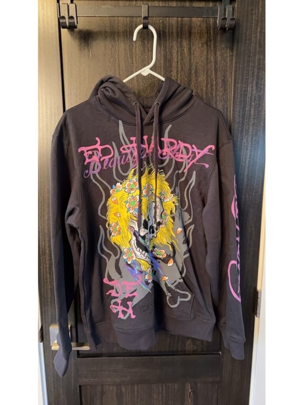 Ed Hardy Graphic Hoodie with Floral and Skull Design 0093